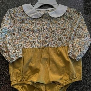 Boutique Lula Grey Romper. Size 12-18 months. VGUC.